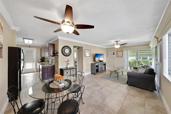 Cliff Lake Villas, 1001 SE 14th Pl #2A, Fort Lauderdale, Florida 33316, image 2