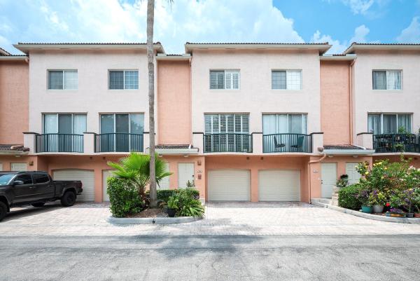 Village East, 2027 SE 10th Ave #722, Fort Lauderdale, Florida 33316, image 1