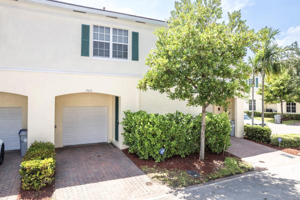 Orchid Grove, 705 SW 1st Ter, Pompano Beach, Florida 33060, image 1