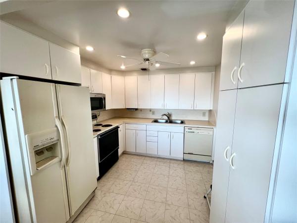 Richmond, 344 Richmond F #344, Deerfield Beach, Florida 33442, image 1