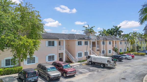 Caribbean Isles Villas, 2589 NE 4th St #202, Homestead, Florida 33033, image 1