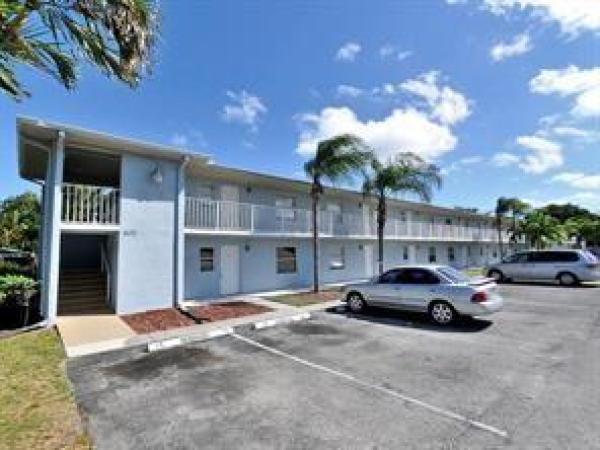 The Hemingway, 605 Ixoria Ave #1b, Fort Pierce, Florida 34982, image 1