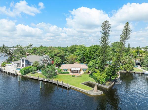 Riverland Manors, 2656 Arbor Dr, Fort Lauderdale, Florida 33312, image 1