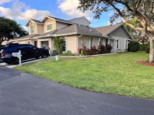 Boynton Lakes North, 4 Erwood Pl, Boynton Beach, Florida 33426, image 1