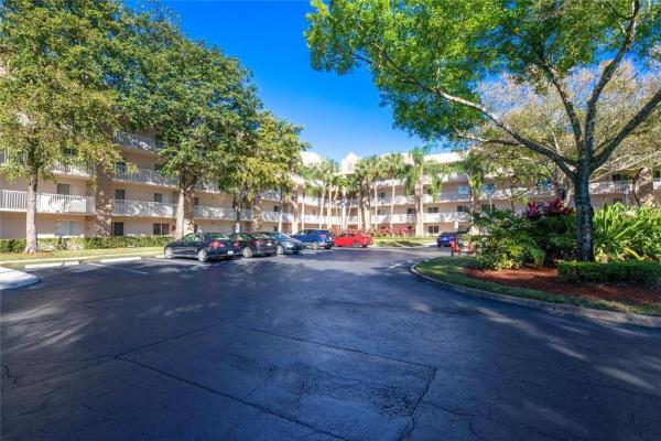Weldon At Kings Point, 9511 Weldon Cir #301, Fort Lauderdale, Florida 33321, image 1
