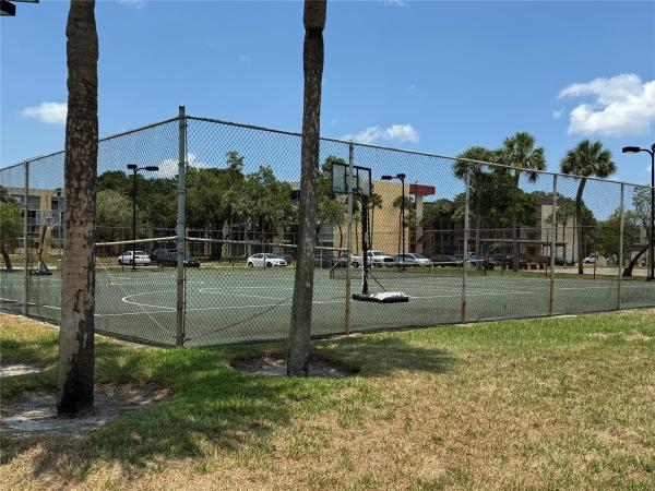 Cypress Chase North, 3141 NW 47th Ter #223, Lauderdale Lakes, Florida 33319, image 2