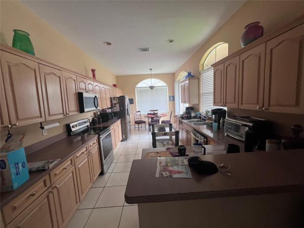 Monte Carlo Estates, 2327 SW 132nd Ter, Miramar, Florida 33027, image 2
