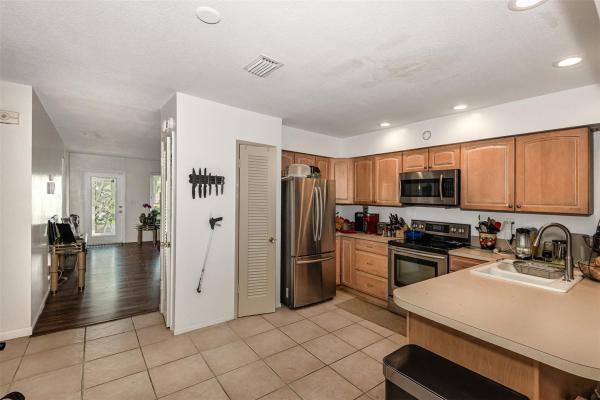 Coral Ridge Isles, 1425 NE 55th St, Fort Lauderdale, Florida 33334, image 2