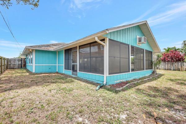 Riverview, 747 SE Forgal St, Port St. Lucie, Florida 34983, image 3