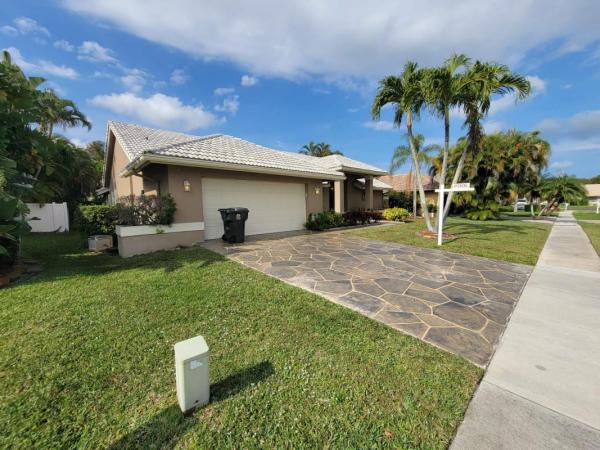 Lakeview Estates, 7243 Brickyard Cir, Lake Worth, Florida 33467, image 1