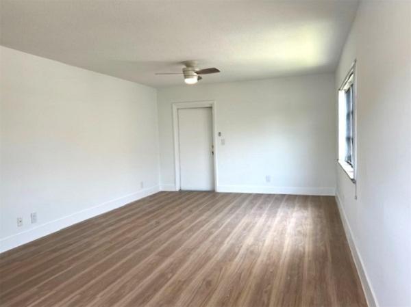 Northeast Heights, 270 NE 40th St #27, Oakland Park, Florida 33334, image 1