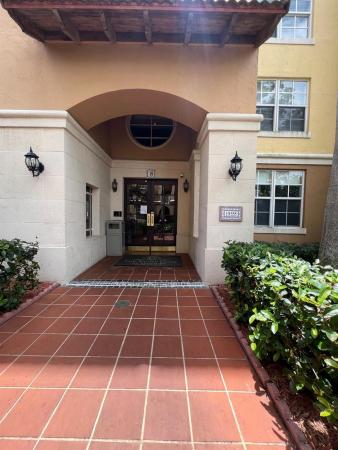 The Yacht Club At Aventura, 19555 E Country Club Dr #8108, Aventura, Florida 33180, image 1