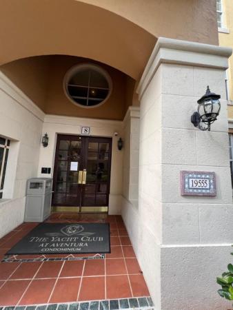 The Yacht Club At Aventura, 19555 E Country Club Dr #8108, Aventura, Florida 33180, image 1