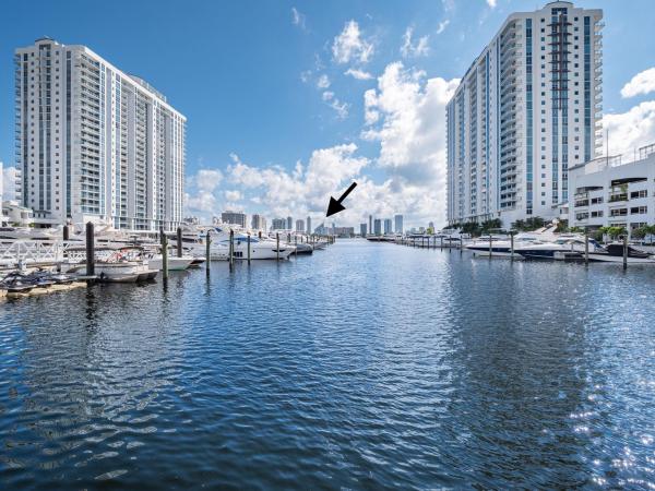Ritz Carlton South Beach, 17211 Biscayne Blvd Slip 111, Miami, Florida 33160, image 1
