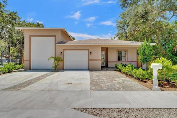 Park Hill, 218 SW 1st Ave, Dania Beach, Florida 33004, image 1
