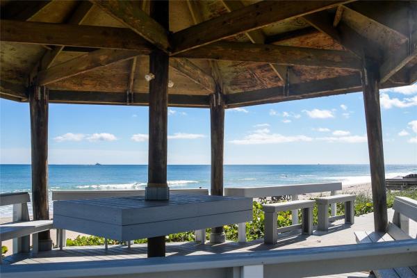 Colonial Ridge Club, 5505 N Ocean Blvd #9-205, Ocean Ridge, Florida 33435, image 2