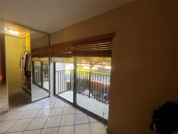 Waterford Courtyards South, 2786 SW 15th St, Deerfield Beach, Florida 33442, image 2