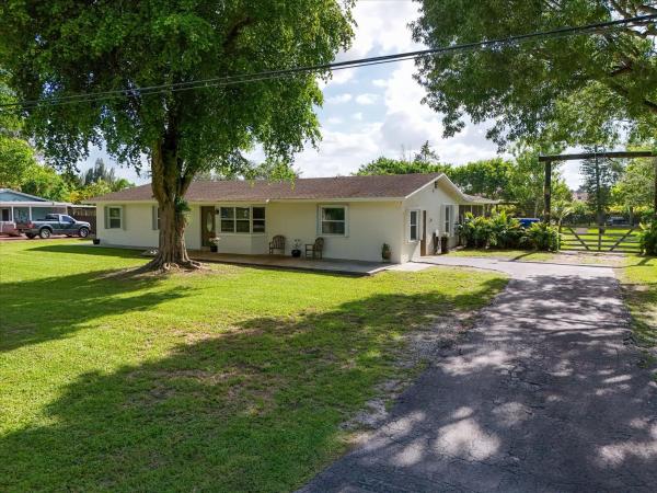 Alamo Country Estates, 4901 SW 188th Ave, Southwest Ranches, Florida 33332, image 1