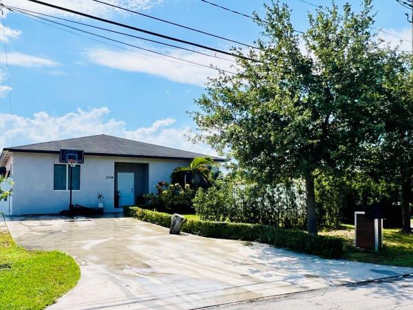 Coral Villas, 3134 SW 64th Ave, Coral Terrace, Florida 33155, image 1