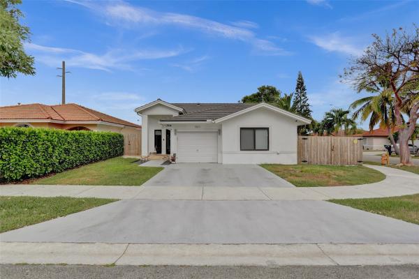 Southwind Point, 14611 SW 171st Ter, Richmond West, Florida 33177, image 1