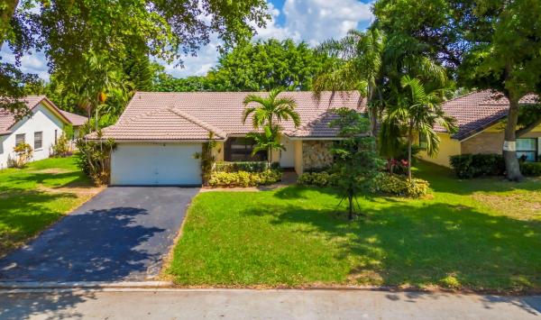 Cypress Glen, 10677 NW 2nd Pl, Coral Springs, Florida 33071, image 1