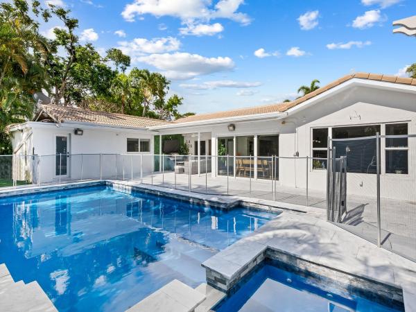 Lakes Of Emerald Hills, 3501 N 32nd Ter, Hollywood, Florida 33021, image 1