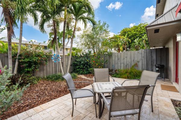 Highland Estates, 608 NE 29th Th Dr #4, Wilton Manors, Florida 33334, image 1