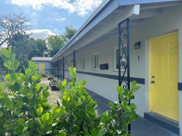 Progresso Village, 916 NW 3rd Ave, Fort Lauderdale, Florida 33311, image 1