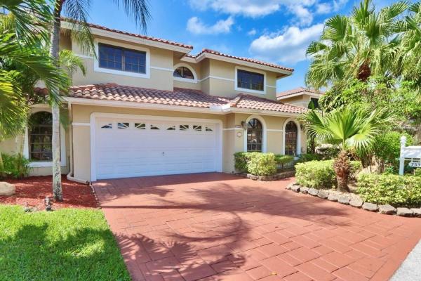 Villa Portofino, 753 Villa Portofino Cir, Deerfield Beach, Florida 33442, image 1