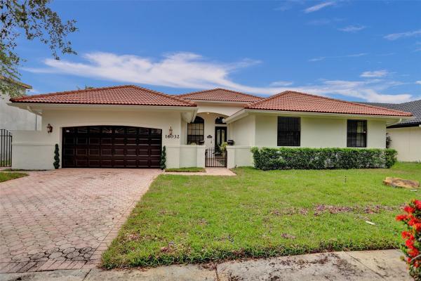 Graham West, 16032 NW 83rd Ct, Miami Lakes, Florida 33016, image 1