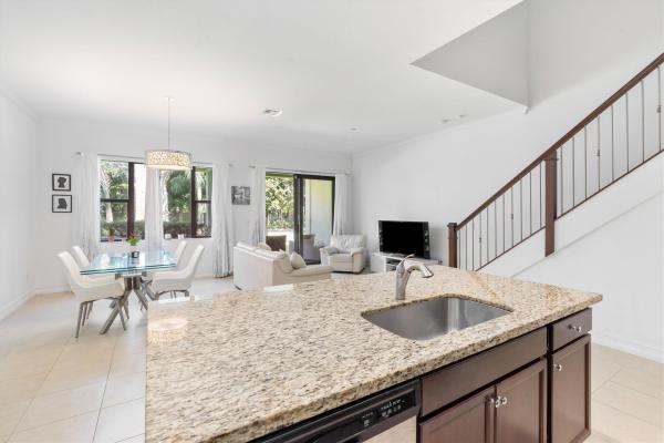 The Cove At Lago Mar, 183 SW 127th Ter, Plantation, Florida 33325, image 3