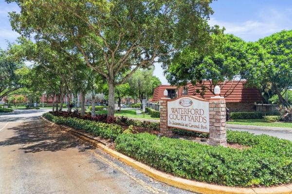 Waterford Courtyards At Jacaranda, 9954 NW 6th Ct, Plantation, Florida 33324, image 2