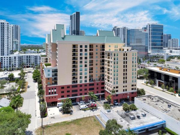 The Waverly At Las Olas, 110 N Federal Hwy #1404, Fort Lauderdale, Florida 33301, image 1