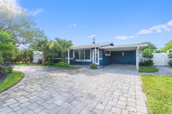 Tropical Manors, 300 NE 27th Dr, Wilton Manors, Florida 33334, image 1