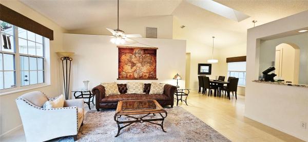 Villa D'Este, 72 Via Verona, Palm Beach Gardens, Florida 33418, image 1