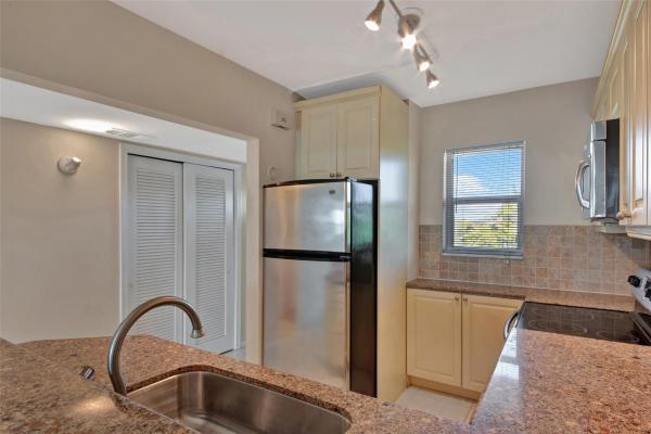 Boca House, 750 NE Spanish River Blvd #4030, Boca Raton, Florida 33431, image 2