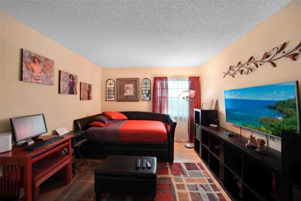 Le Club At Cypress Bend, 2112 S Cypress Bend Dr #908, Pompano Beach, Florida 33069, image 2