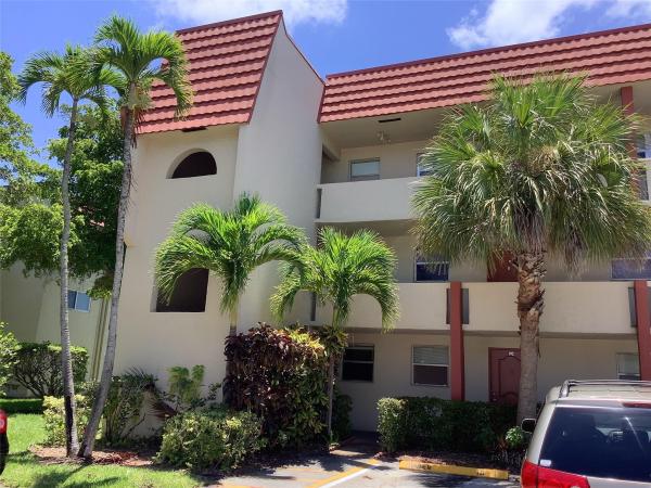 Sunrise Lakes, 2701 E Sunrise Lakes Dr #101, Fort Lauderdale, Florida 33322, image 1