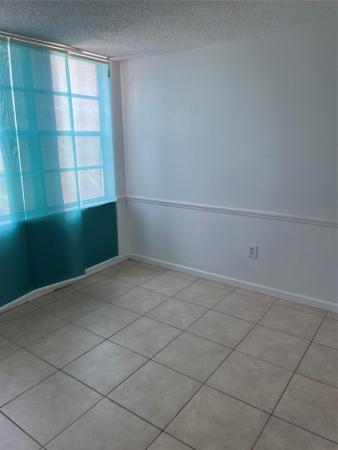 Orchid Tree Of Pine Island Ridge, 9495 Evergreen Pl #301, Davie, Florida 33324, image 2