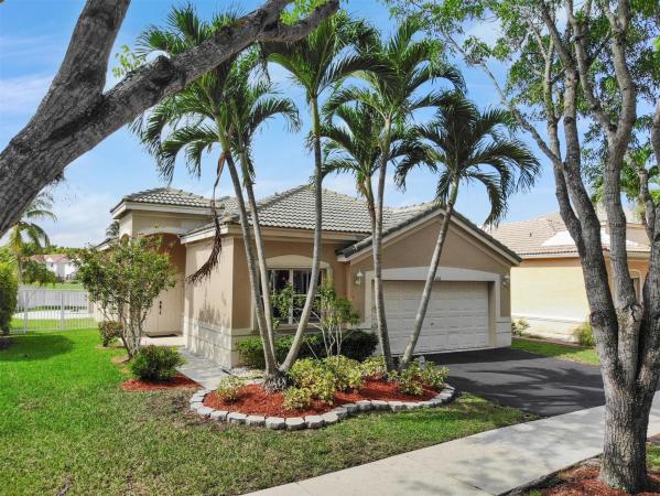 Sabal Ridge, 4106 Sabal Ridge Cir, Weston, Florida 33331, image 1