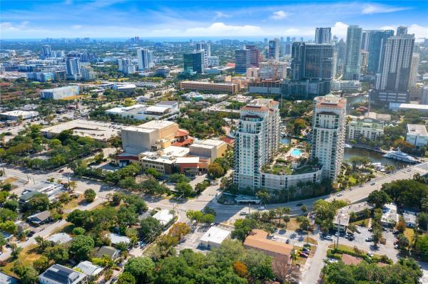 Bryan, 711 W Las Olas Blvd, Fort Lauderdale, Florida 33312, image 1