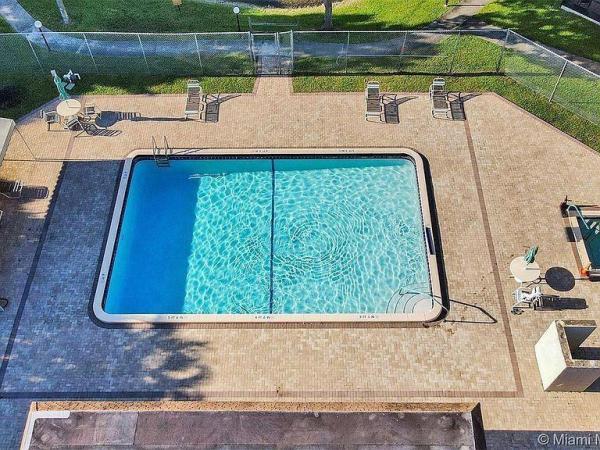 Lakes Of Carriage Hills, 4970 E Sabal Palm Blvd #105, Tamarac, Florida 33319, image 1