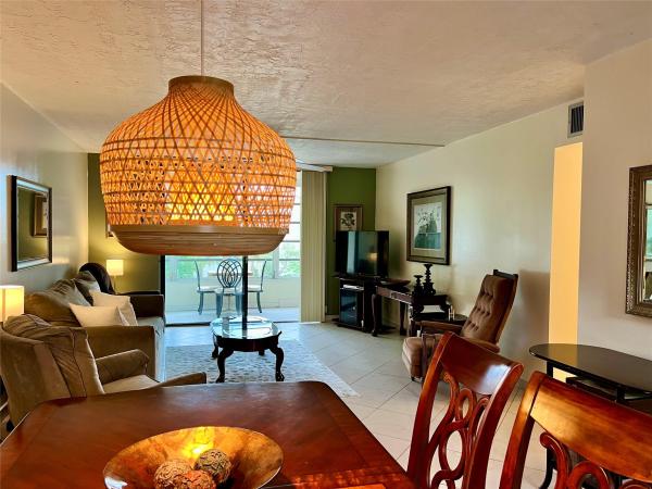 Somerset, 2811 Somerset Dr #306, Lauderdale Lakes, Florida 33311, image 1