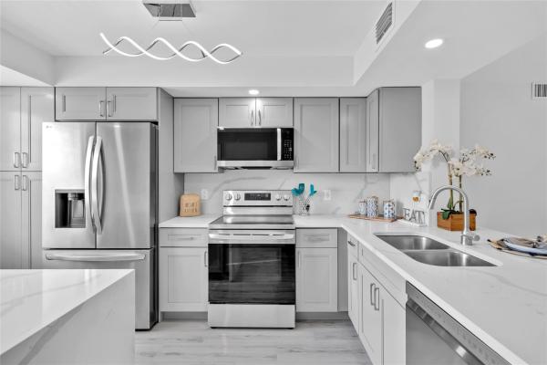 Bermuda Village, 1905 Bermuda Cir #A3, Coconut Creek, Florida 33066, image 1