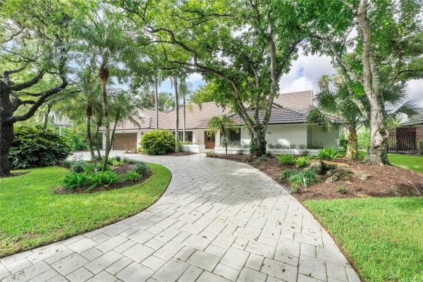 Maplewood Isles, 10204 Vestal Ct, Coral Springs, Florida 33071, image 1