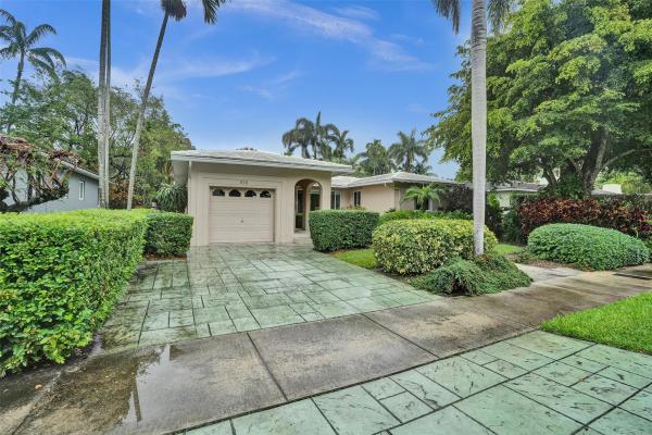 Greens, 616 NE 16th Ter, Fort Lauderdale, Florida 33304, image 1