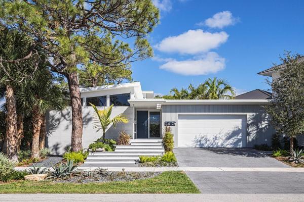 Pines At Wilton Manors, 2410 NE 16th Ave, Wilton Manors, Florida 33305, image 1