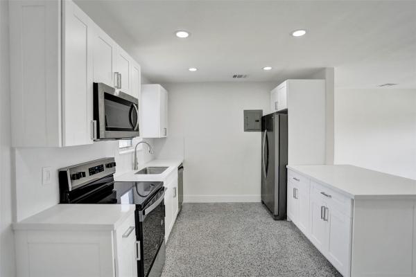 Rolling Green, 123 NE 15th Ave, Boynton Beach, Florida 33435, image 1