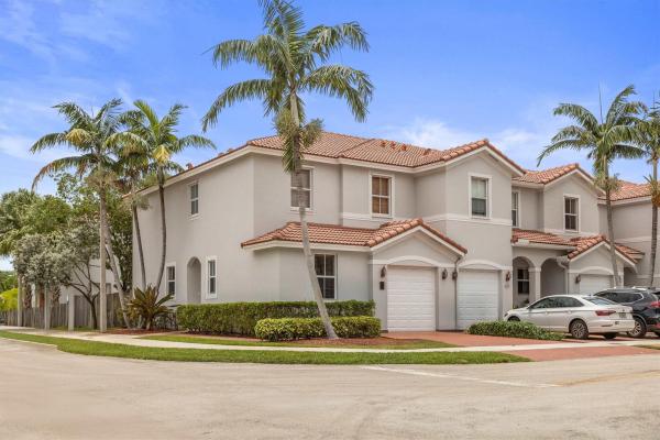 Ives Dairy Townhomes, 1052 NE 207th Ter #1052, Ives Estates, Florida 33179, image 1