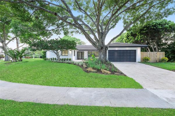 Timbercreek, 2831 NW 23rd Ct, Boca Raton, Florida 33431, image 1
